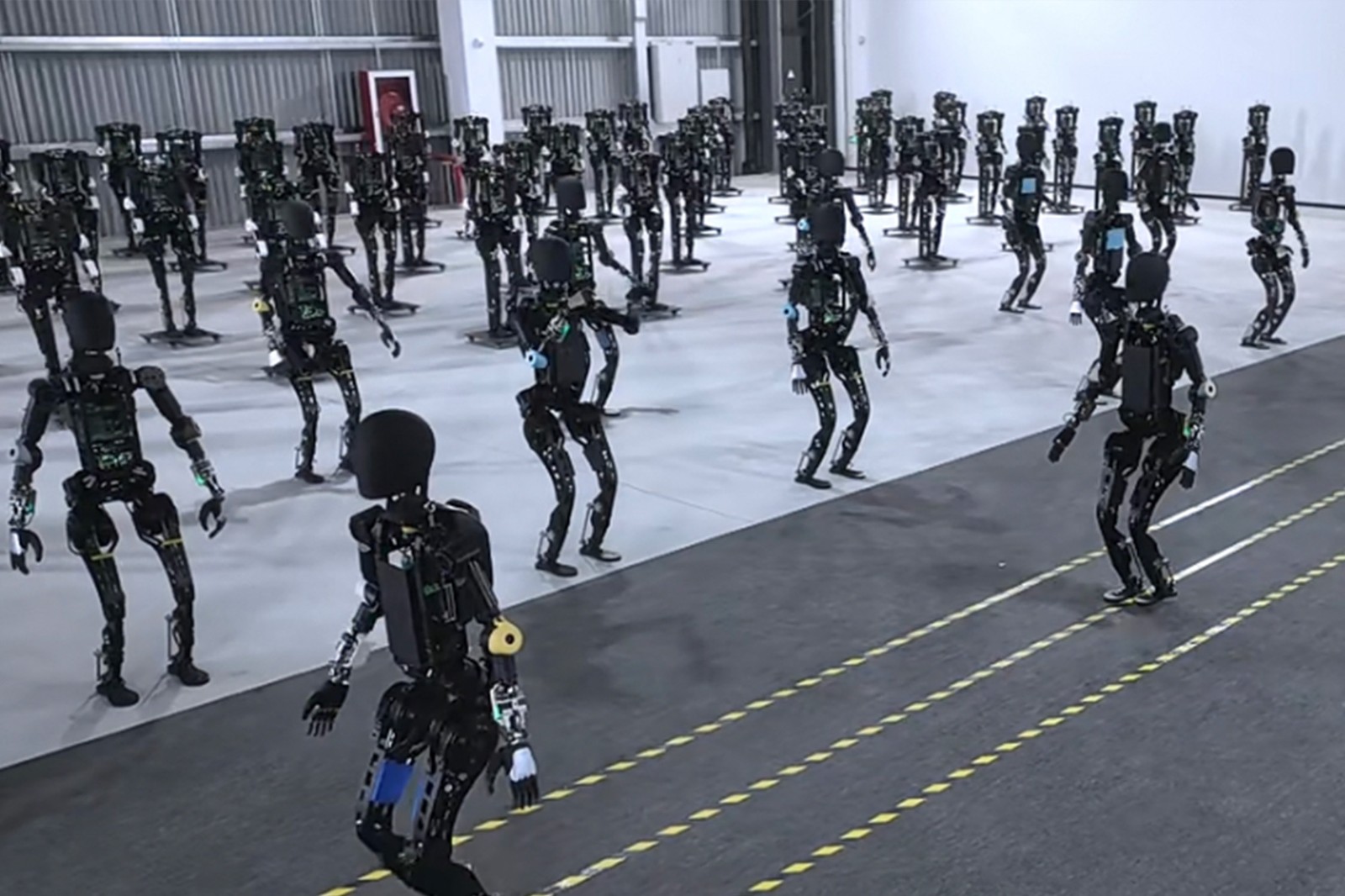 今年会·jinnianhui开启通用机器人商用量产